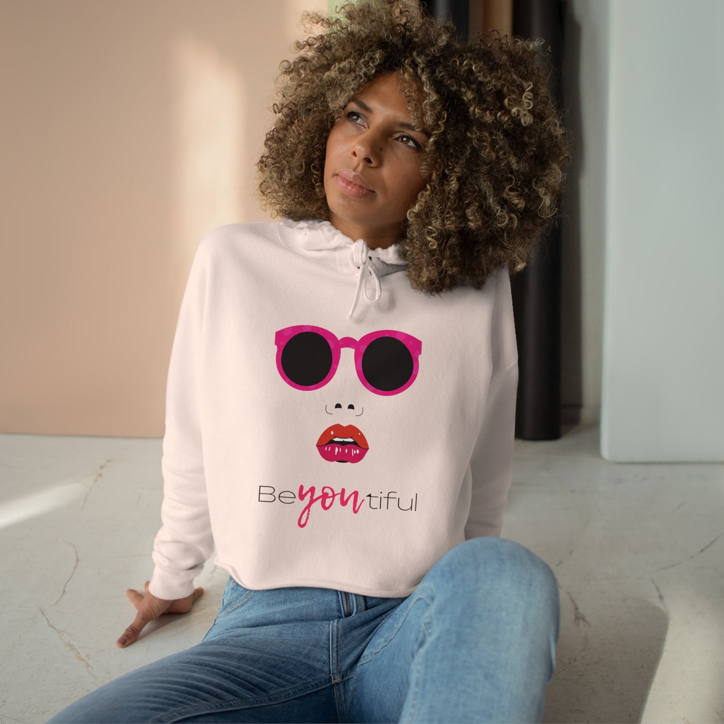 Elevate Your Style with the Stylish Boss Queen Crop Hoodie! π